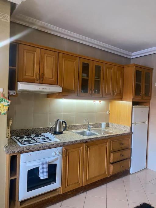 Superbe Appartement A Gueliz Marrakesh Exteriör bild
